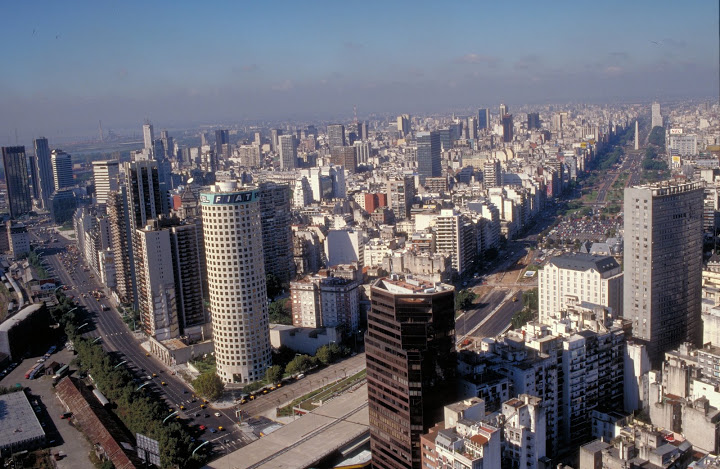 Bitcoin Begins to Capitalize on High Bank Fees of Emerging Economies