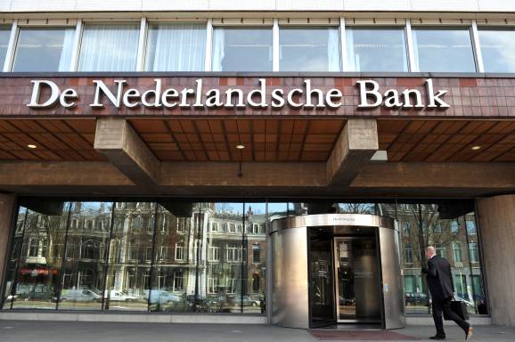 Central Banks Explore the Use of Digital Currency as Legal Tender