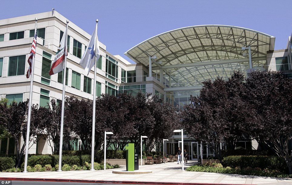 Apple Store’s Scam Bitcoin Wallet Apps & Controversy