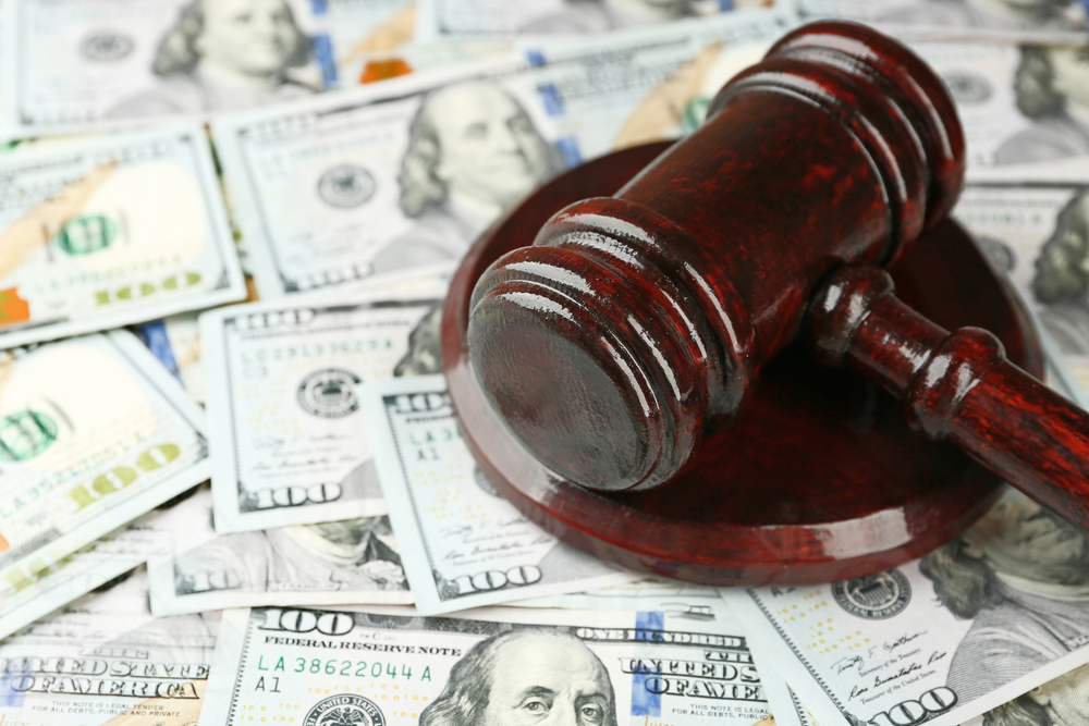 Coinbase CEO Estimates Fighting IRS Summons In Court Costs Up To US$1m