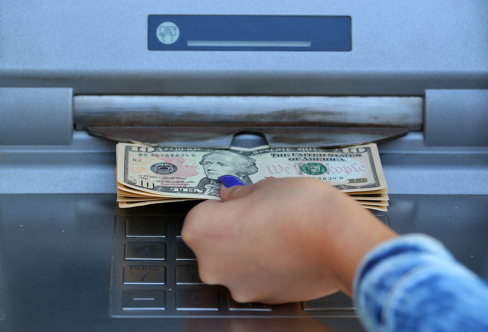 2015 Saw Global Cash ATM Withdrawals Increase by 10%