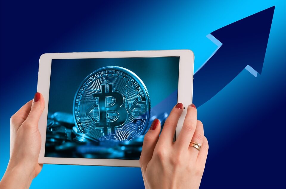 Family Sells Home for Bitcoin, Moves to Campground