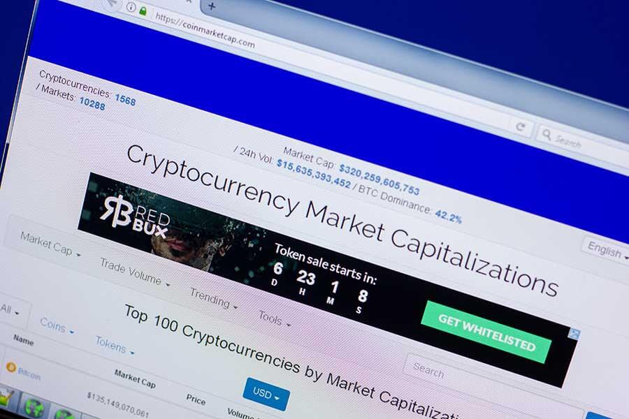 $73k Bitcoin? CoinMarketCap Glitch Causes Artificially Inflated Prices