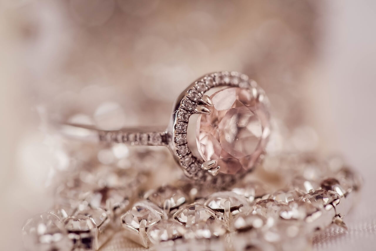 U.S. Jewelry Store Latest Retailer to Accept Cryptocurrency as Payment