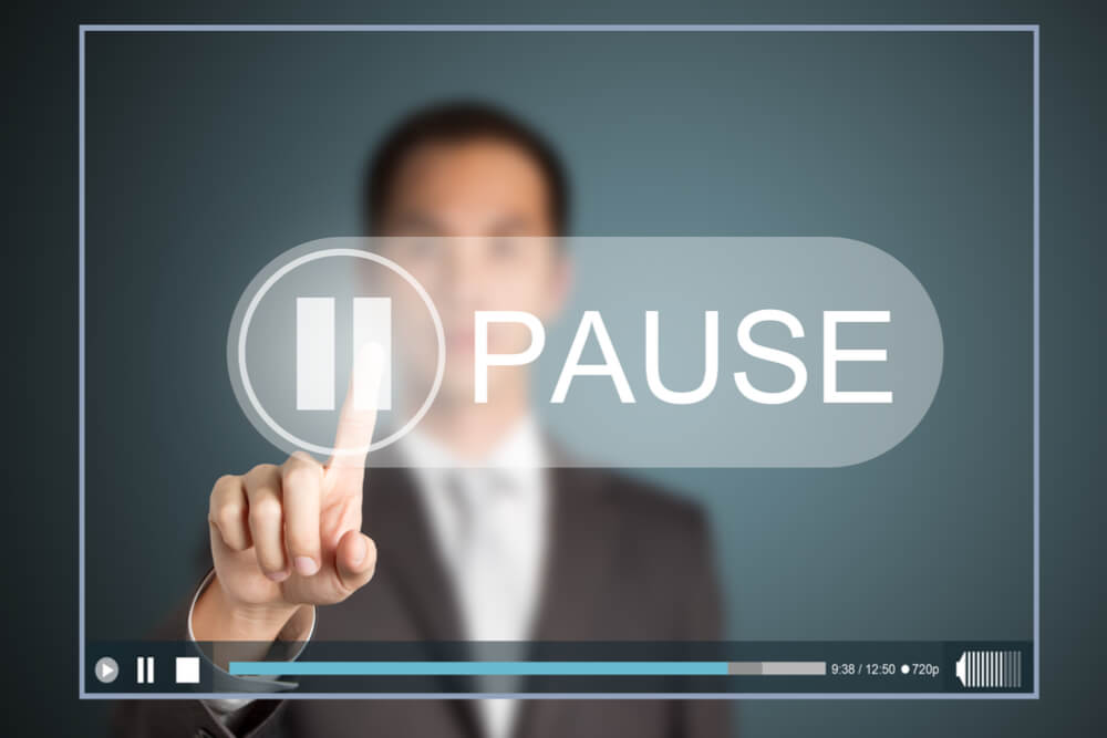 Malaysia Finance Minister Urges Crypto Developers to Push Pause Pending Central Bank Approval