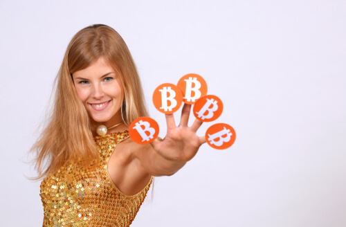 2 Experts See Bitcoin (BTC) Rising 84% this Year