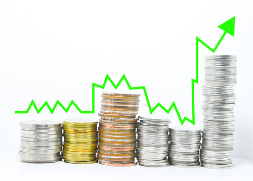 Bitcoin (BTC) Forms Green Candle on Monthly Chart After 6 Months