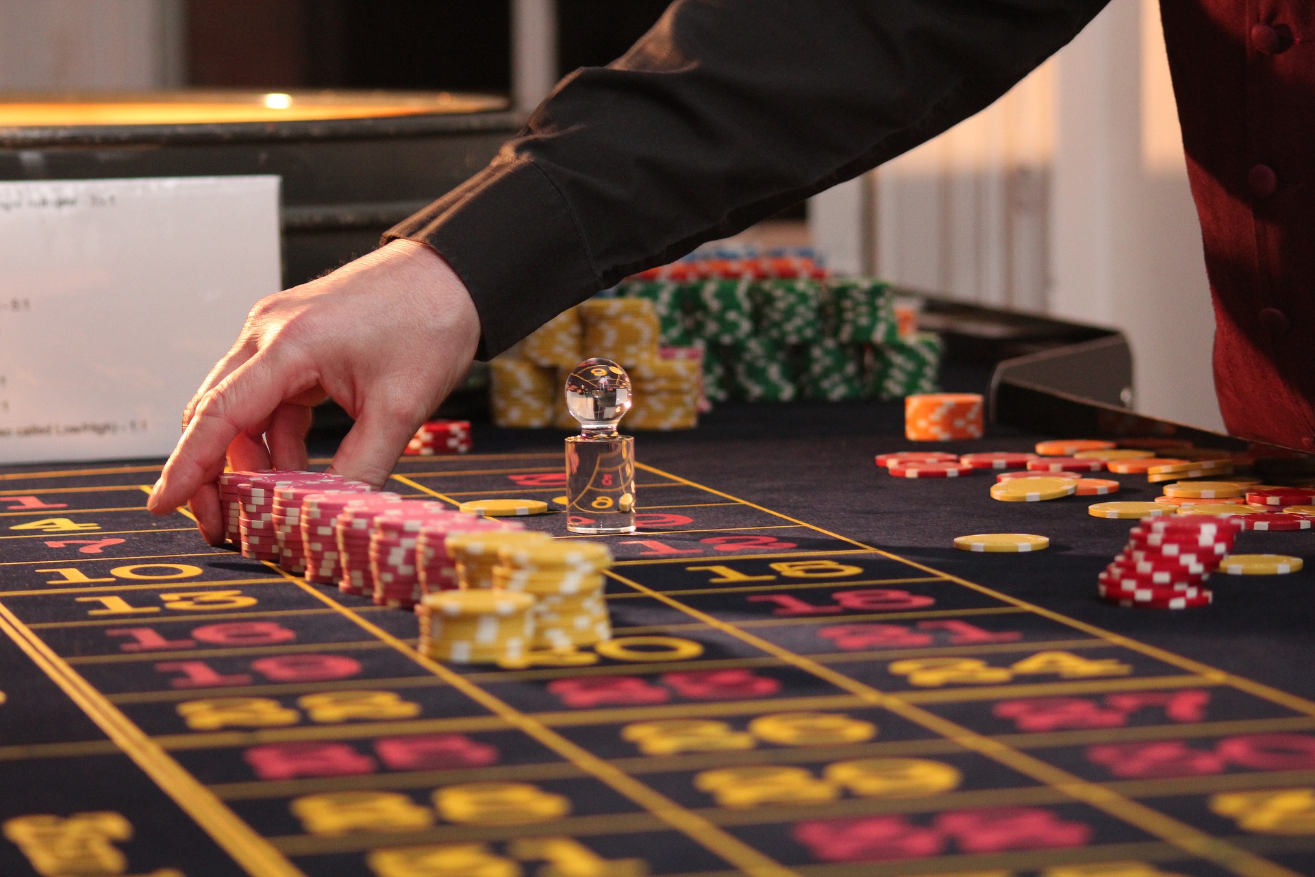 Evolution of Cryptocurrencies in Online Casinos