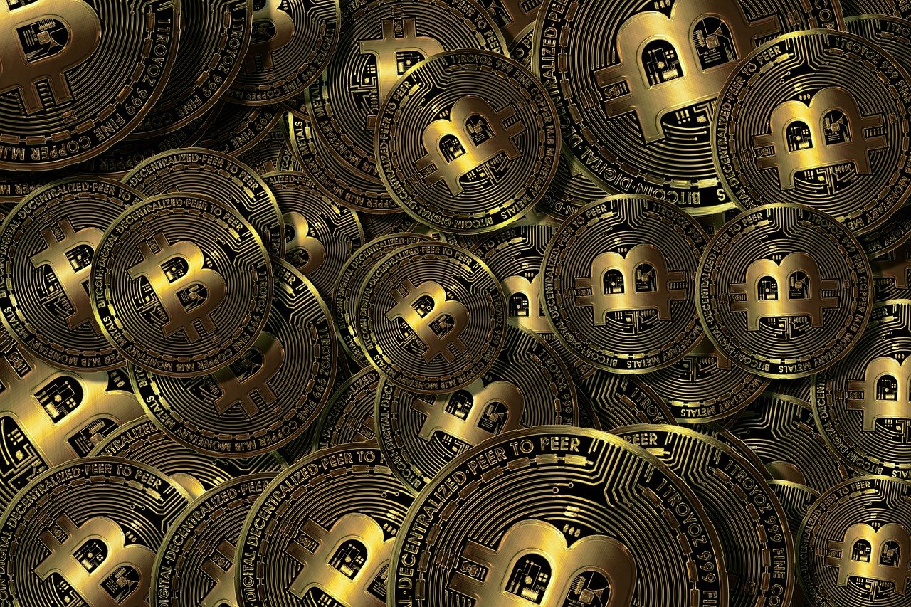 Whales Snag $1.38 Billion Worth of BTC In One Day
