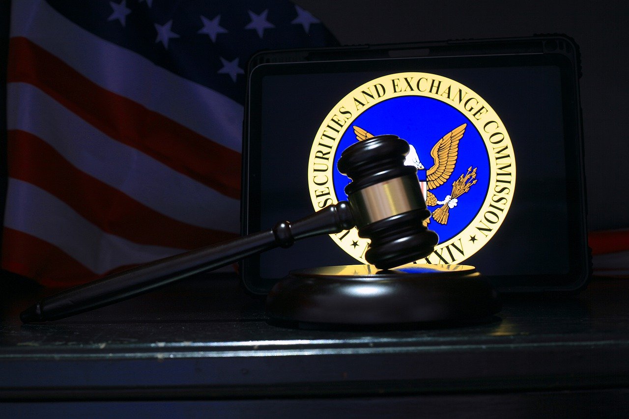 Coinbase Brings Lawsuit Against the SEC and FDIC