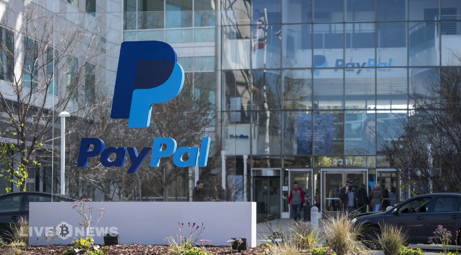 PayPal Makes First B2B Payment with Stablecoin PYUSD