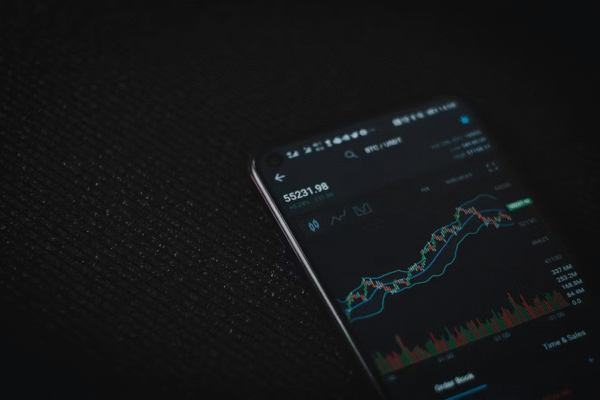 Forget BNB and Solana Price Jump - BDAG Drops 100M BDAG Daily, K Buys Score 10x Gains