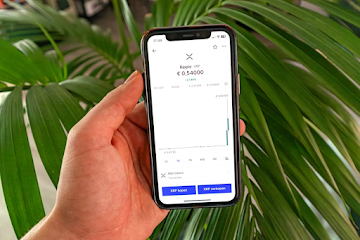 Cold Wallet Surges Past .21M as Bitcoin Cash and XRP Ignite Bullish Signals