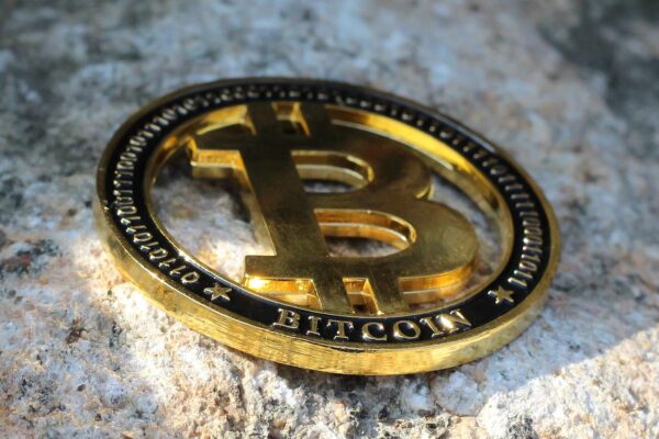 Bitcoin Builds Foundation: $100K Bounce Eyes $80K Retest