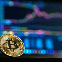 Iran’s Currency Crisis Sparks Bitcoin Adoption Debate