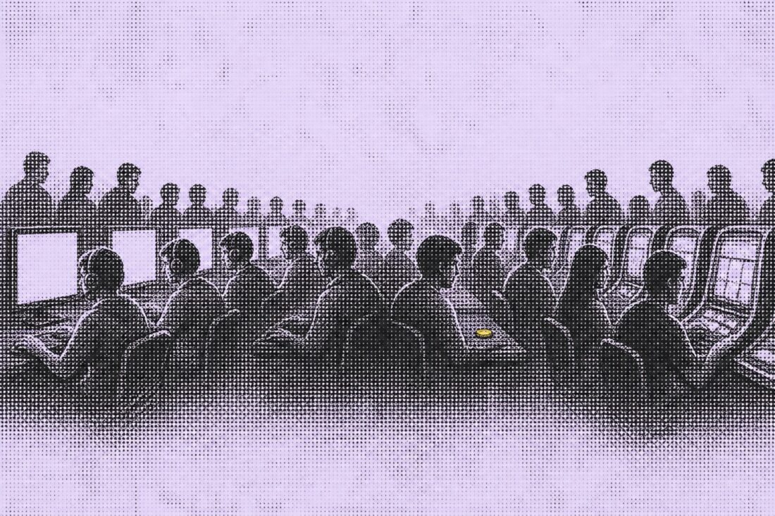 Continuous crowd row blending gaming stations and betting consoles