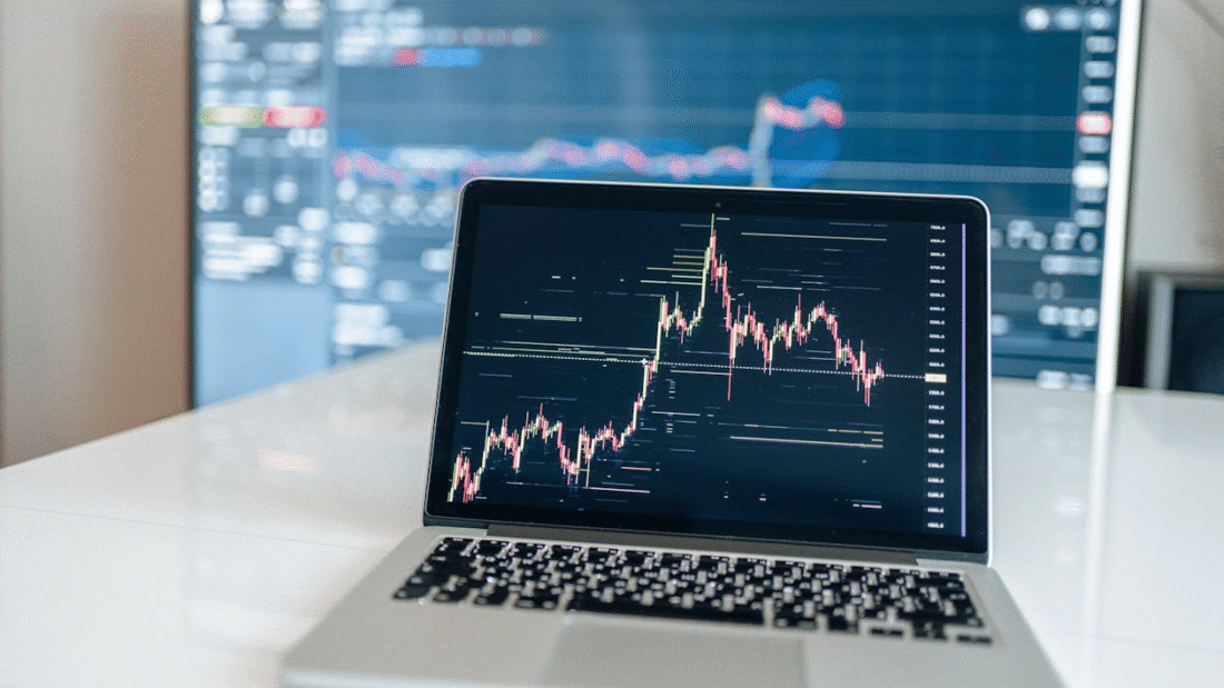 BCH and ETH Trade Sideways as Traders Rush to Grab BlockDAG’s alt=