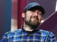 Why Is Hoskinson Furious at One of Cardano's Own Influencers?