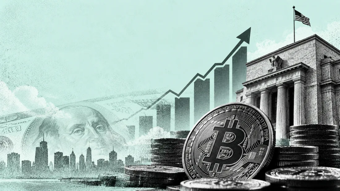Rising US inflation and interest rates increase Bitcoin investment costs and borrowing risks.